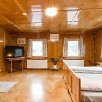 Haus Mair アパート